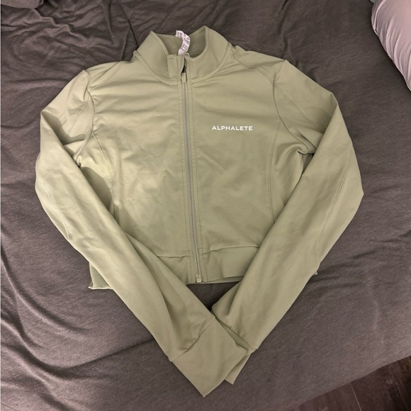 Alphalete Tops - Alphalete Crop Full Zip Jacket